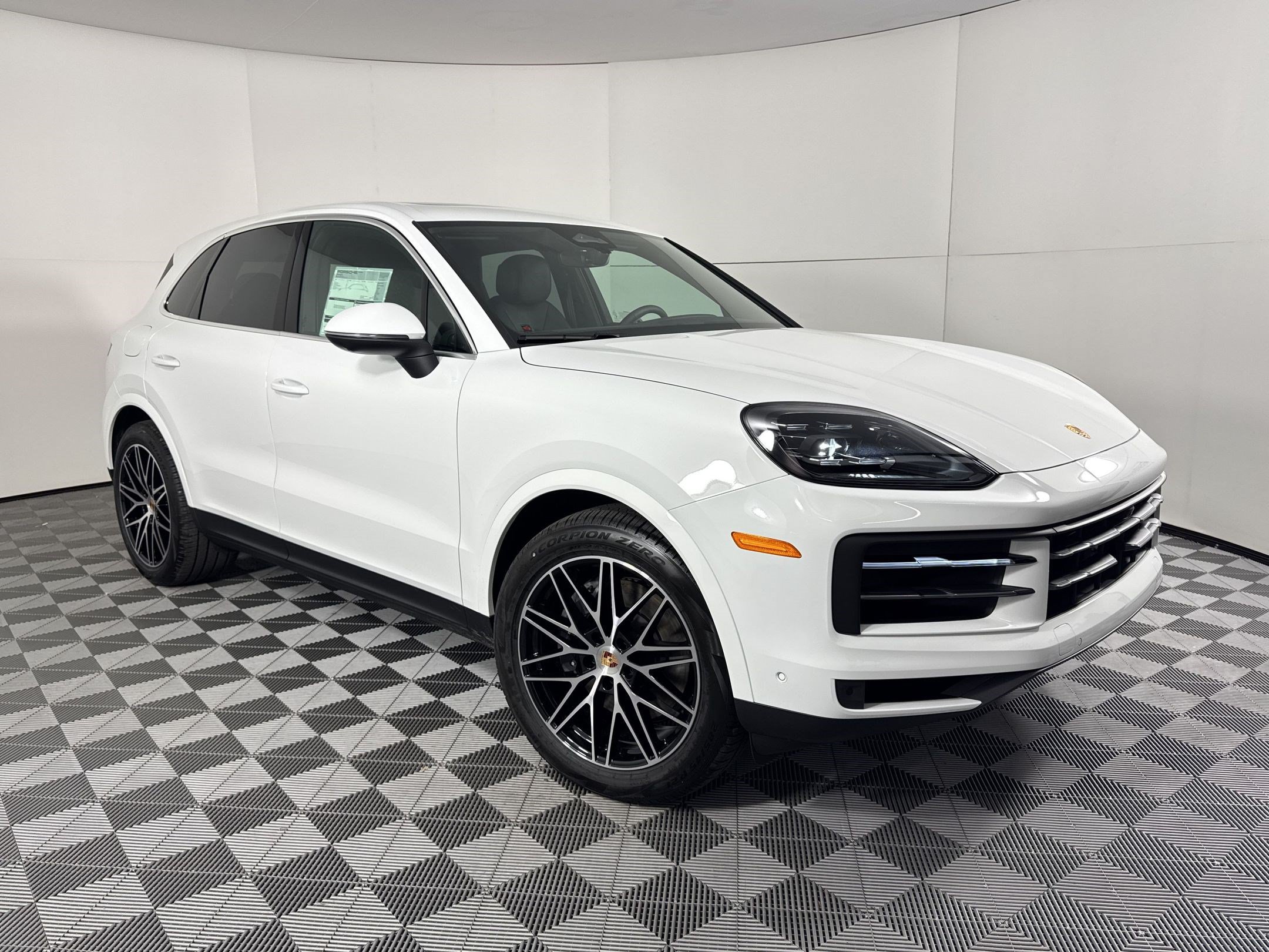Certified 2026 Porsche Cayenne AWD/4WD image 7