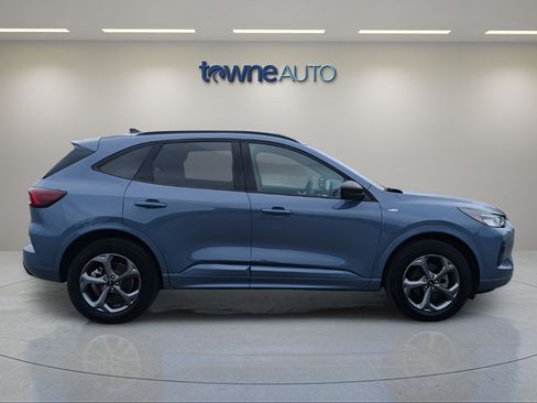 Used 2024 Ford Escape ST-Line w/ Tech Pack #1 AWD/4WD image 6