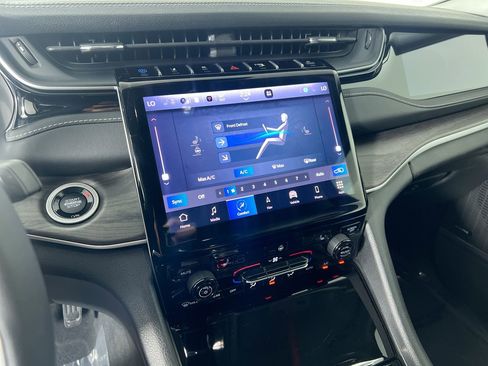 Used 2024 Jeep Grand Cherokee Limited 4xe image 24