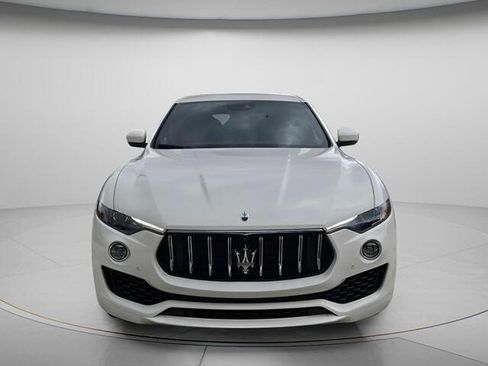 Used 2023 Maserati Levante GT AWD/4WD image 4
