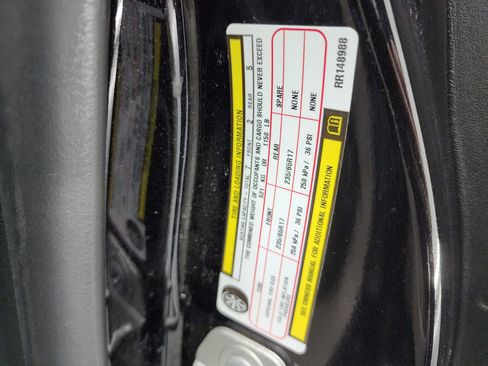 Used 2024 Chrysler Pacifica Touring-L image 60