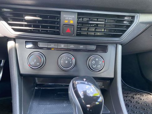 Used 2023 Volkswagen Jetta Sport FWD image 17