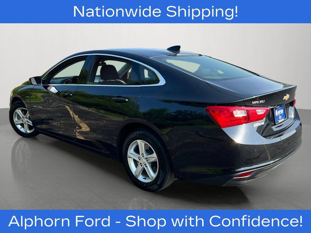 Used 2024 Chevrolet Malibu LT FWD image 4