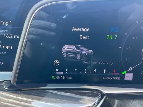 Used 2022 Cadillac Escalade Sport image 28