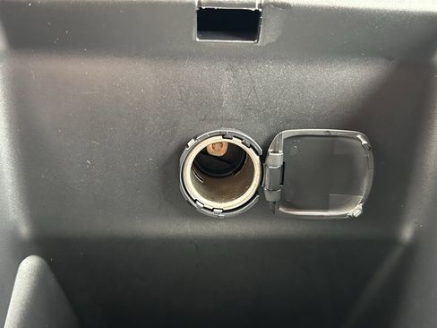 Certified 2025 Toyota Camry LE image 31