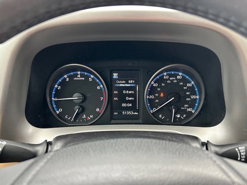 Used 2017 Toyota RAV4 XLE image 16