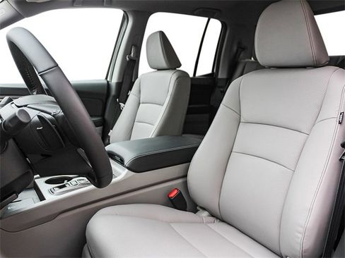 New 2026 Honda Ridgeline RTL image 12