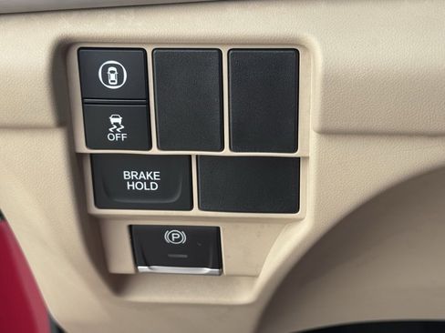 Used 2024 Acura RDX SH-AWD image 25