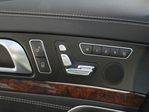 Used 2014 Mercedes-Benz SL 550 image 49