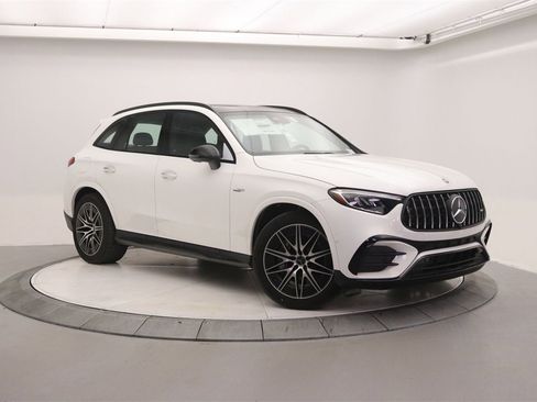 New 2025 Mercedes-Benz GLC 43 AMG 4MATIC image 1