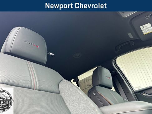 New 2025 GMC Acadia AT4 w/ Super Cruise Package image 16