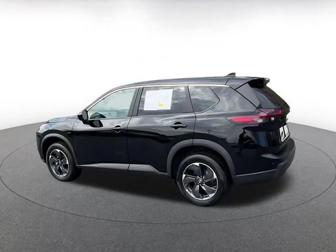 Used 2025 Nissan Rogue SV image 10