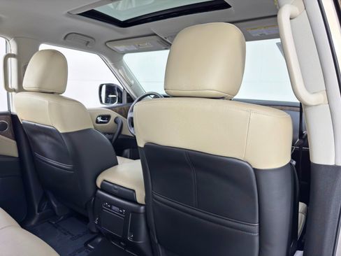 Used 2022 INFINITI QX80 Premium Select w/ Cargo Package image 39