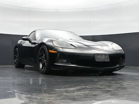 Used 2006 Chevrolet Corvette Coupe RWD image 38