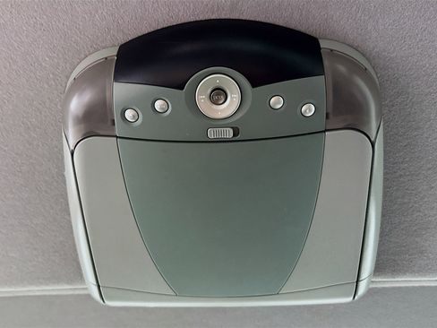 Used 2010 Toyota RAV4 Limited image 28