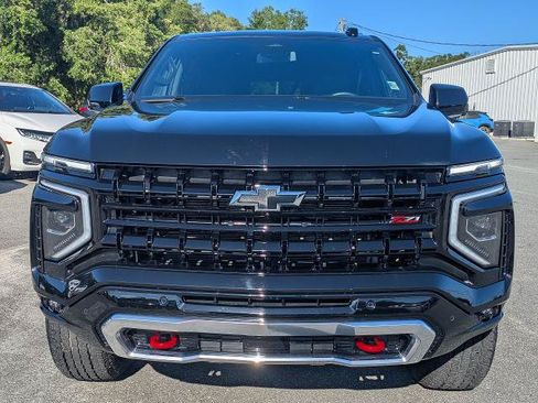 Certified 2025 Chevrolet Suburban Z71 AWD/4WD image 9