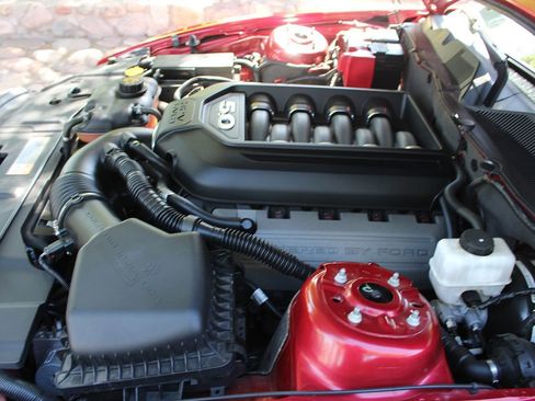 Used 2013 Ford Mustang GT Premium w/ Security Pkg image 41