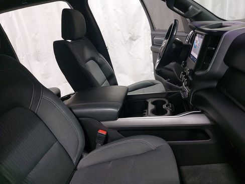 Used 2022 RAM 1500 Big Horn image 10