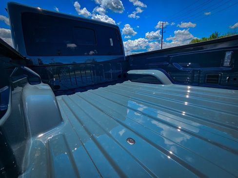 New 2026 Jeep Gladiator Sport AWD/4WD image 5