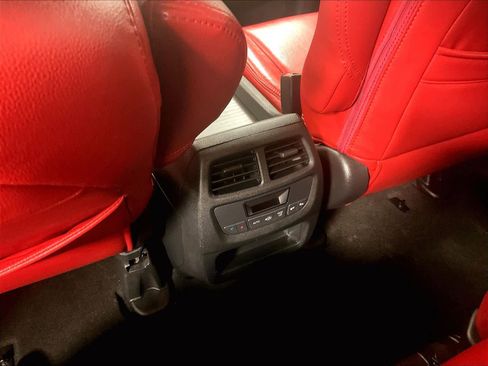 Used 2022 Honda Pilot Sport image 28