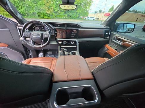 Certified 2023 GMC Sierra 1500 Denali Ultimate AWD/4WD image 23