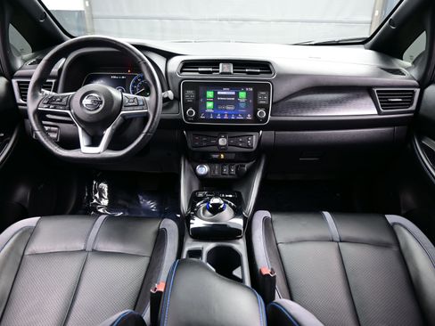Used 2022 Nissan Leaf SL Plus image 18