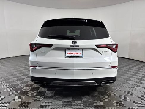 Certified 2025 Acura MDX w/ Technology Package FWD image 4