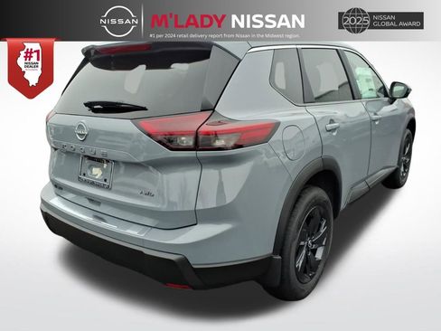 New 2026 Nissan Rogue SV image 7