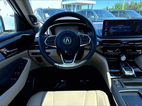 Used 2025 Acura MDX SH-AWD w/ Technology Package image 11