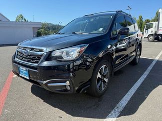 Used 2017 Subaru Forester 2.5i Limited image 1