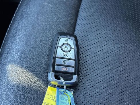 Used 2019 Ford Explorer Limited w/ Class III Trailer Tow Package image 31