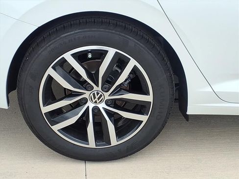 New 2026 Volkswagen Jetta SE FWD image 5