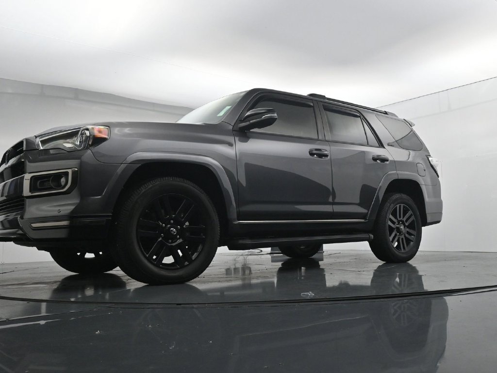 Used 2021 Toyota 4Runner Nightshade AWD/4WD image 31