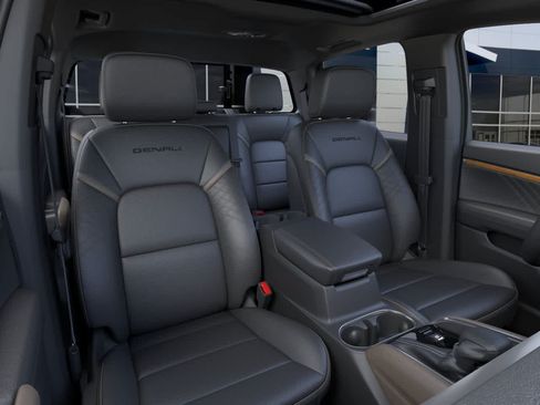 New 2026 GMC Canyon Denali AWD/4WD image 16