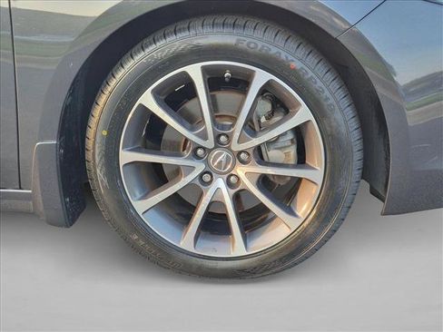 Used 2015 Acura TLX w/ Technology Package FWD image 22