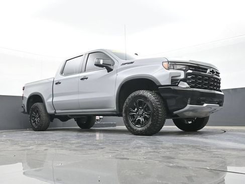 Used 2024 Chevrolet Silverado 1500 ZR2 w/ Technology Package AWD/4WD image 58