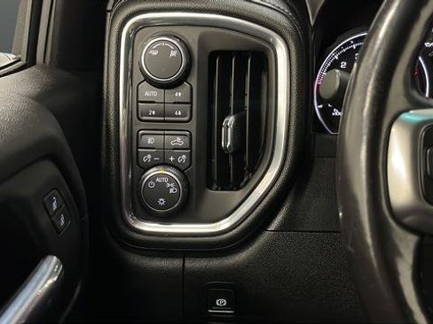 Used 2019 Chevrolet Silverado 1500 LT Trail Boss AWD/4WD image 35