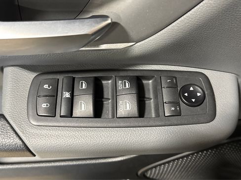 Used 2020 RAM 1500 Big Horn image 16