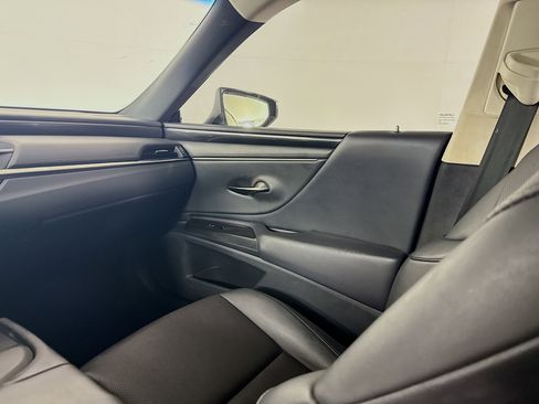 Used 2019 Lexus ES 350 image 27