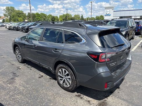 Certified 2022 Subaru Outback Premium AWD/4WD image 5