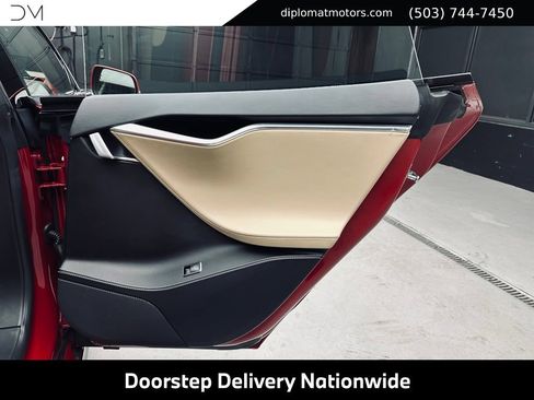 Used 2016 Tesla Model S 70D AWD/4WD image 27
