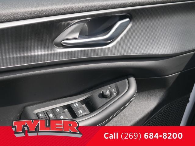 Certified 2024 Jeep Grand Cherokee L Laredo w/ Luxury Tech Group I AWD/4WD image 21