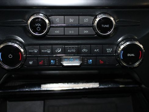 Certified 2022 Ford F150 Platinum w/ Equipment Group 701A High image 52