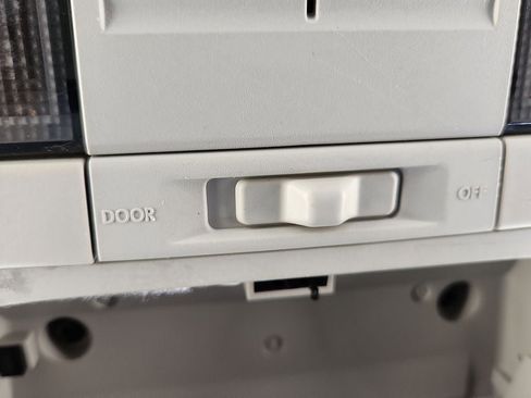 Used 2013 Subaru Legacy 2.5i Premium image 29