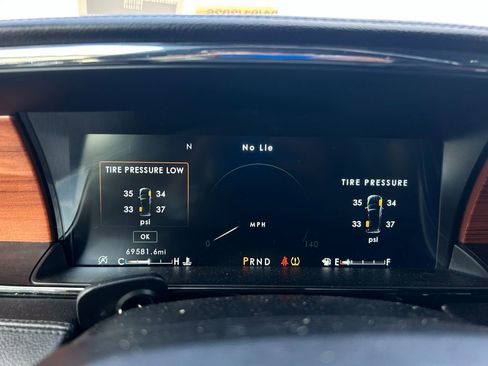 Used 2019 Lincoln Navigator L Reserve AWD/4WD image 24