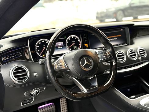Used 2015 Mercedes-Benz S 550 4MATIC image 18