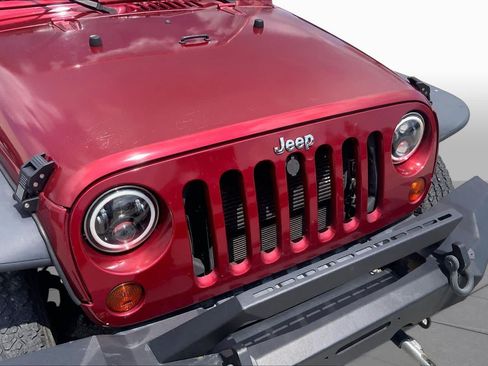 Used 2012 Jeep Wrangler Unlimited Sport AWD/4WD image 29