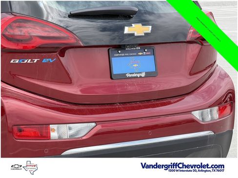 Used 2021 Chevrolet Bolt Premier w/ Infotainment Package FWD image 6