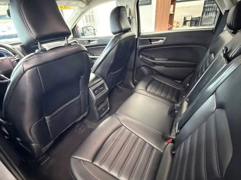 Used 2024 Ford Edge SEL AWD/4WD image 15