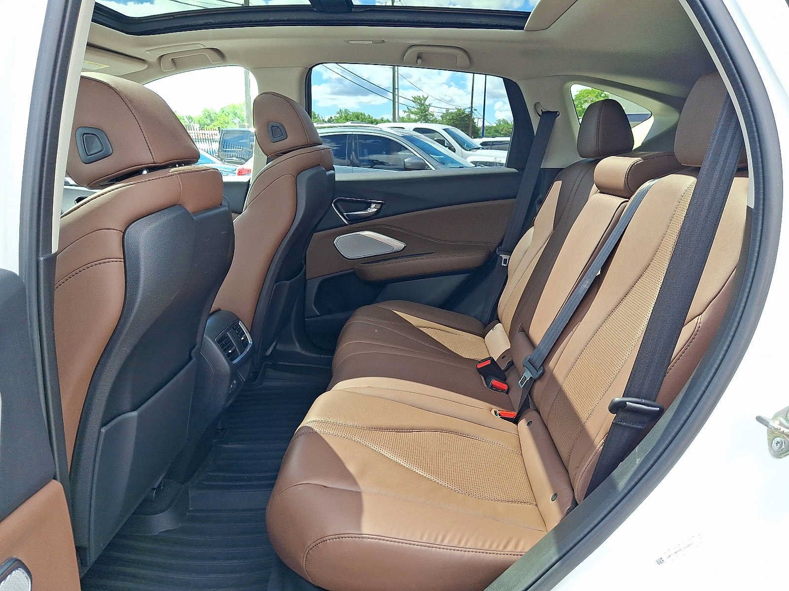 Used 2019 Acura RDX w/ Technology Package AWD/4WD image 10
